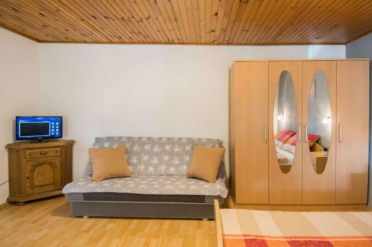 Holiday Home Giovanni Vabriga With Private Jacuzzi Tar-Vabriga 0*,  Croácia