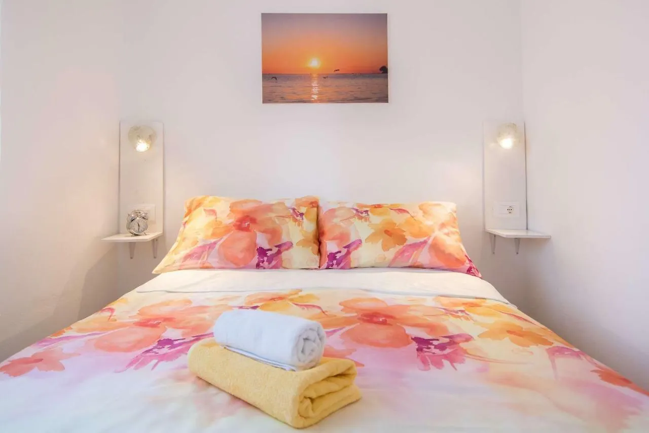 Holiday Home Giovanni Vabriga With Private Jacuzzi Tar-Vabriga
